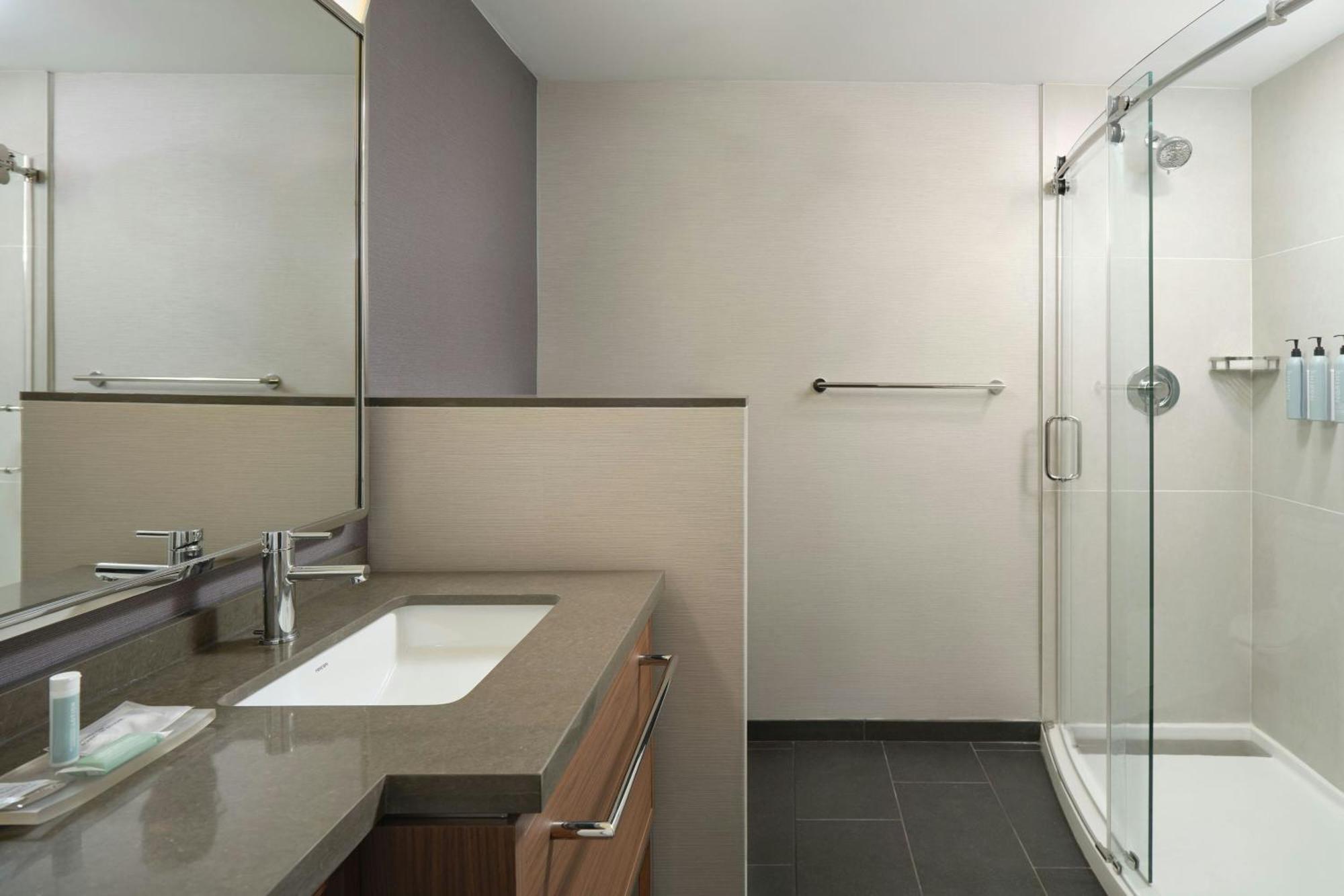 Courtyard By Marriott Saratoga Springs Exterior foto